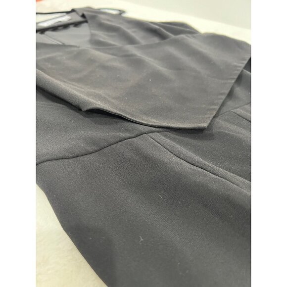 NWOT Ali & Jay Size L Sleeveless Slim Leg Asymmetrical Jumpsuit - Black MSRP$138 - Picture 10 of 12